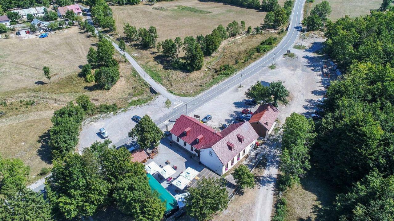 Hostel Baske Ostarije Экстерьер фото