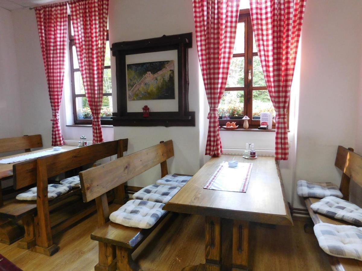Hostel Baske Ostarije Экстерьер фото